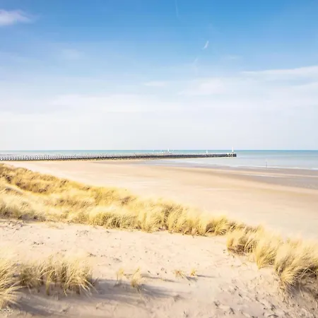In Near The Beach, Cleaning Included Apartman Nieuwpoort