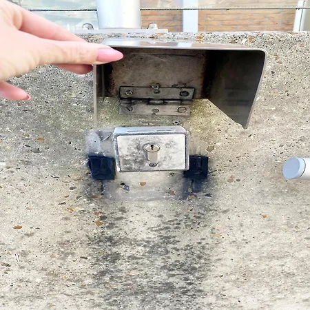 In Near The Beach, Cleaning Included *